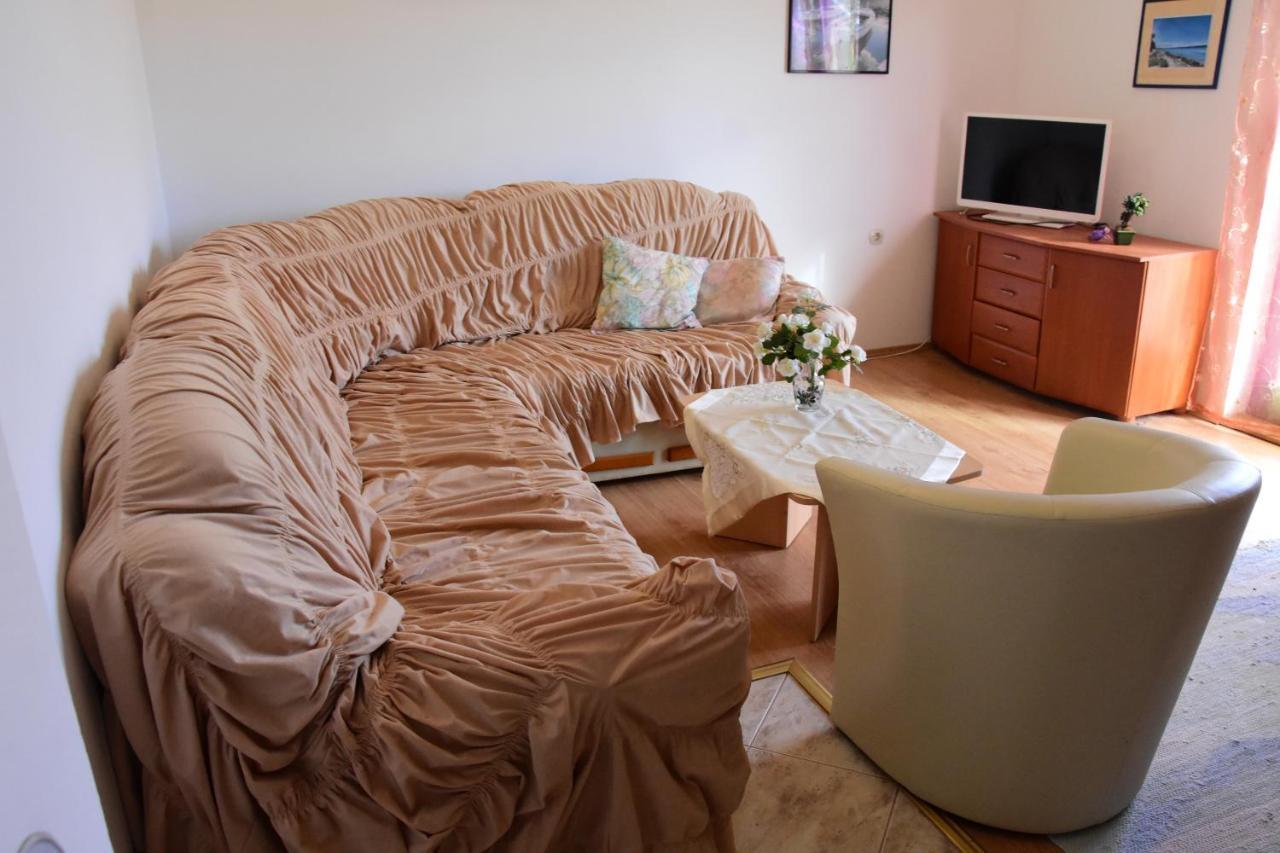 Apartments Zana Вир Экстерьер фото