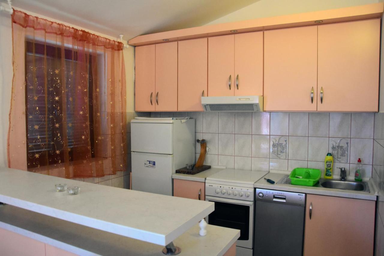 Apartments Zana Вир Экстерьер фото